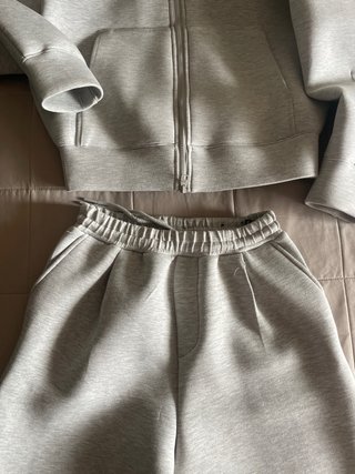 Chándal Gris PULL&BEAR Pantalón XS/Chaqueta S