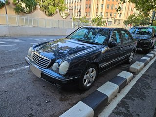 Mercedes-Benz E200 kompressor avan 2000
