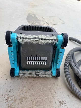 Robot Limpiafondos Intex ZX300