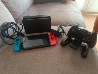 Nintendo Switch con Mando Adicional