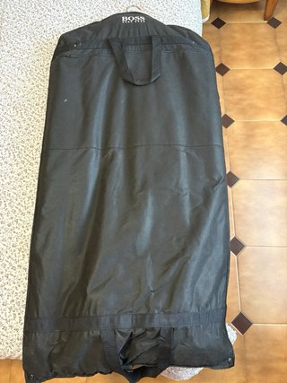 Abrigo negro de cuero y pelo Hugo Boss