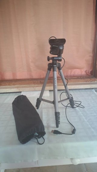 Webcam con Trípode Alpha 1000