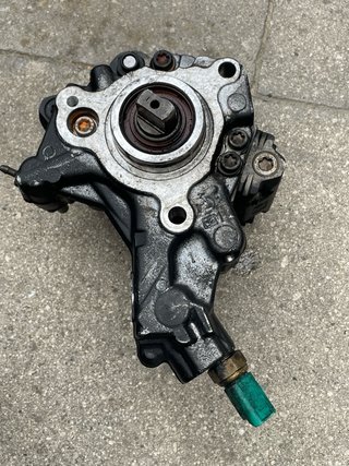 Bomba inyectora de combustible