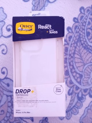 Funda OtterBox React para iPhone 14 Pro Max