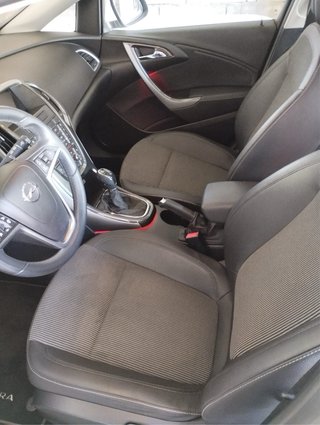 Opel Astra 2014