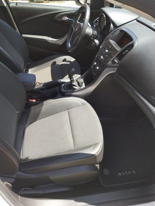 Opel Astra 2014