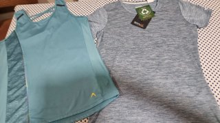 2 Camisetas Deportivas Mujer Nuevas
