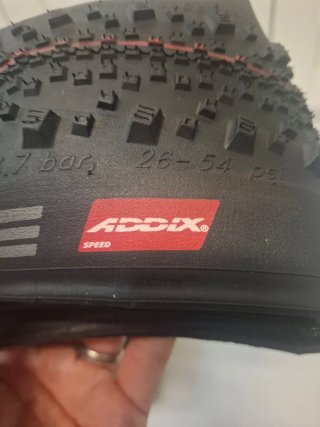 Schwalbe Thunder Burt 27.5 X 2.25