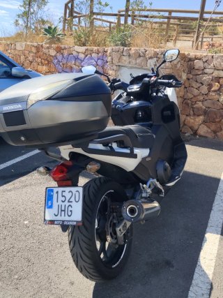Honda Integra 750