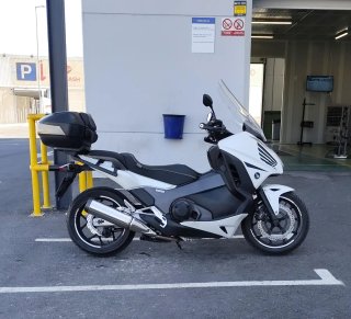 Honda Integra 750