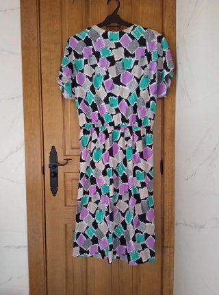 Vestido vintage años 80 talla 52, como nuevo.
