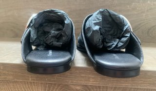 Sandalias planas piel Massimo Dutti
