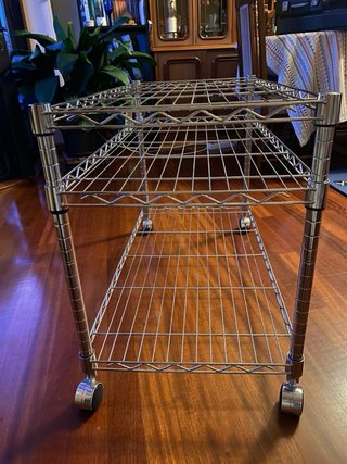 Mesa Auxiliar de aluminio cromado con Ruedas