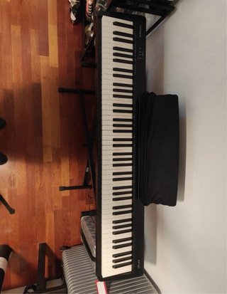 Piano Roland FP10
