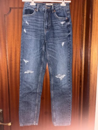 Jeans vita alta strappati tg 32