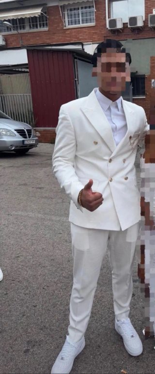 Traje de novio blanco