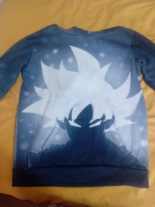 Sudadera con estampado de anime
