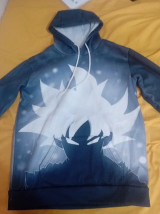 Sudadera con estampado de anime