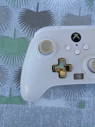 Mando Xbox Blanco y Dorado