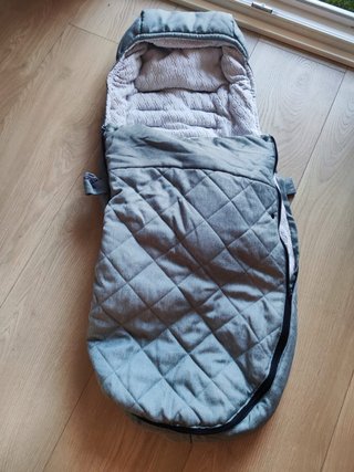 Saco verde oscuro con relleno cochecitos UppaBaby