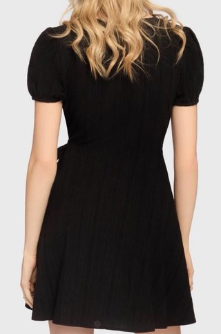 Vestido negro Killstar con serpientes