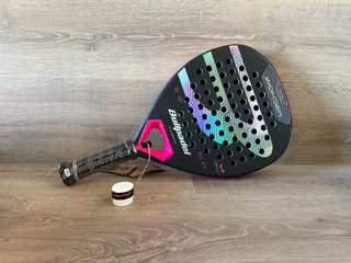 Pala de Pádel Bullpadel Wonder 2027