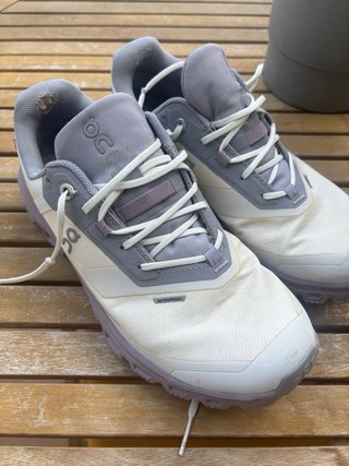 Zapatillas On Cloud Waterproof TALLA  37’5 EU