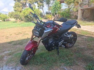 Honda CB125R Granate