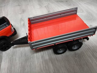Camioneta Juguete Roja + 2 remolques