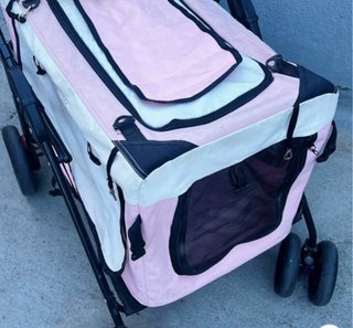 Carrito para perros rosa y blanco