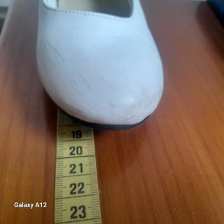 Zapatos blancos niña tacón talla 30
