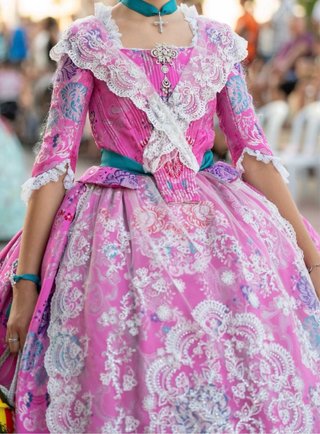 Traje de Fallera Rosa