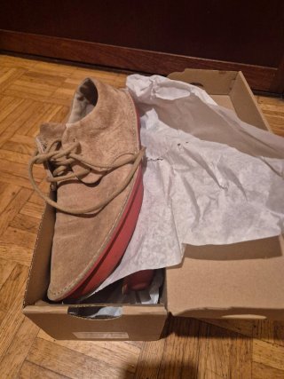 Zapatos Camper Beige y Rojo