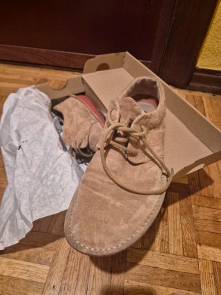 Zapatos Camper Beige y Rojo