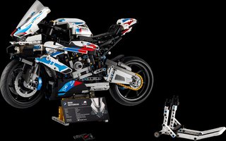 LEGO Technic BMW M 1000 RR (42130)