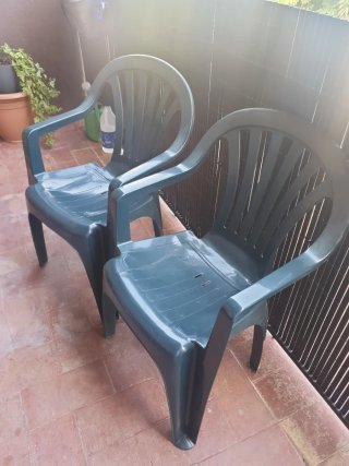 2 Sillas de Jardín de Plástico Verde