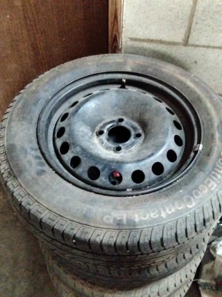 Llantas con neumáticos Renault Megane 2005