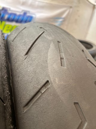 Pareja neumáticos continental y Pirelli