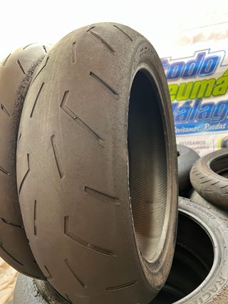 Pareja neumáticos continental y Pirelli