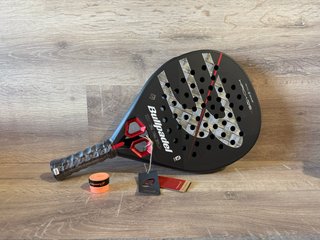 Pala de Pádel Bullpadel Hack Hybrid 2027