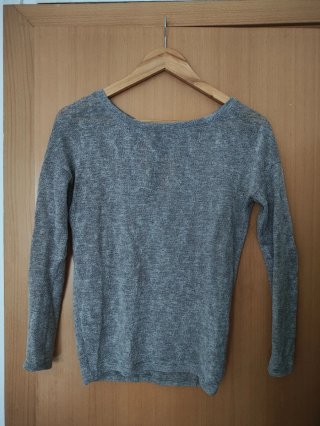 Jersey Gris Bershka Espalda Abierta
