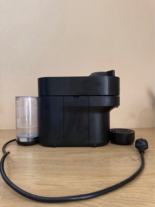 Cafetera Nespresso Vertuo Pop Negra