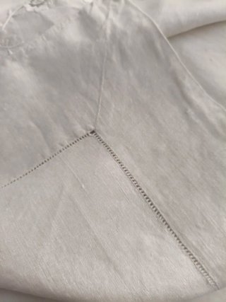 Precioso Juego de cama lino bordado.