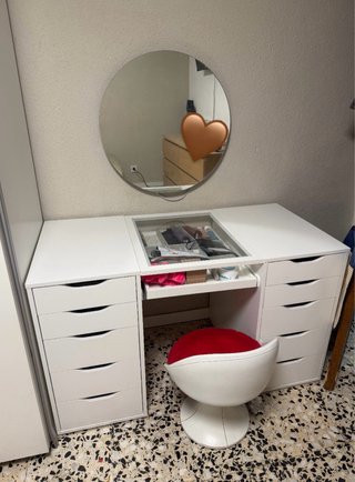 Tocador IKEA con Taburete y Espejo LED