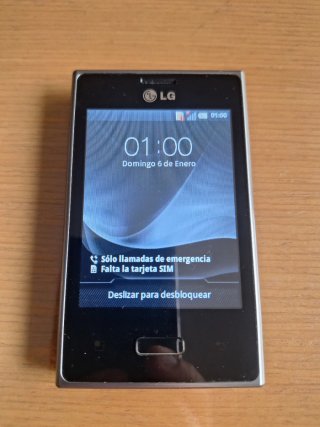 LG E400