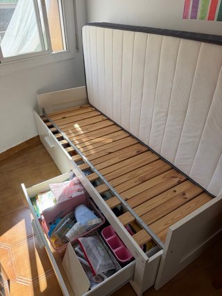 Cama nido blanca con somier de láminas