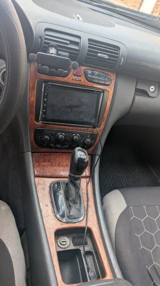 Mercedes-Benz Clase C 2004