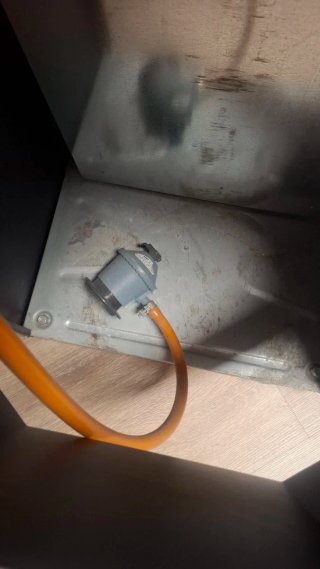 Estufa de gas HJM GA4200 llama azul