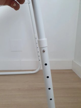 Mesa auxiliar plegable blanca