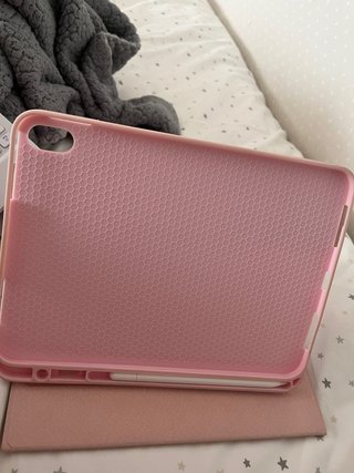 Funda con Teclado para iPad A16